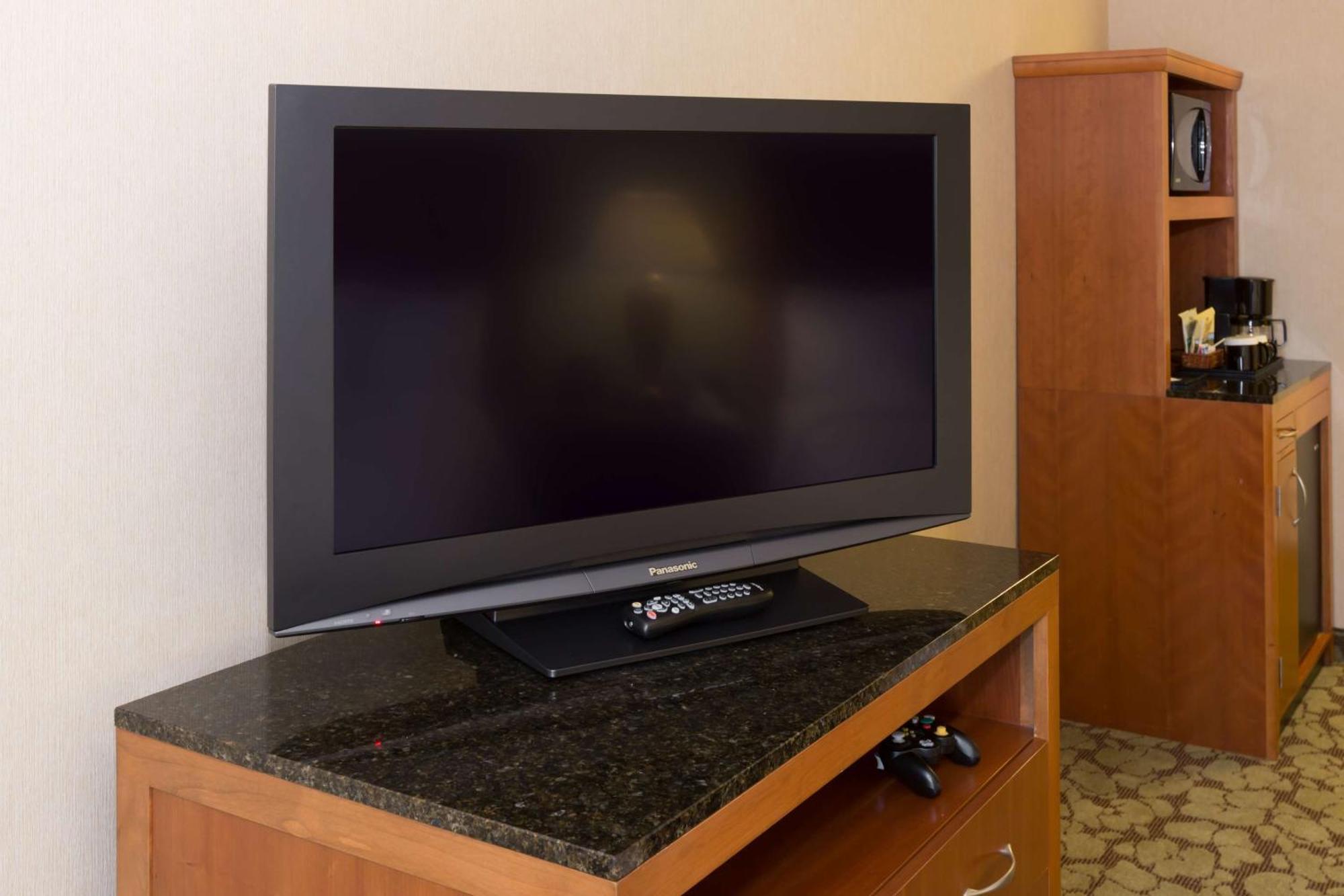 Hilton Garden Inn Buffalo Airport Чіктоваґа Екстер'єр фото