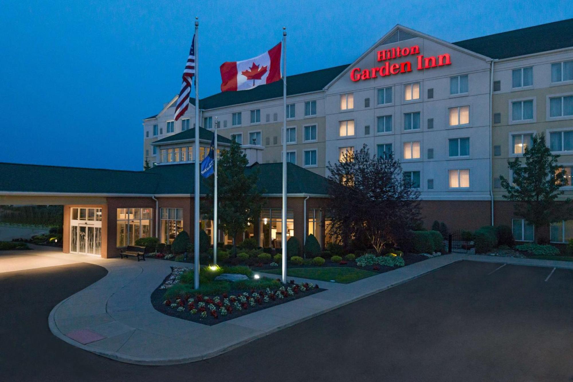 Hilton Garden Inn Buffalo Airport Чіктоваґа Екстер'єр фото